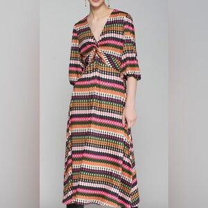 New Villagallo midi dress with 3/4 sleeves and v-neck finished with a twist
